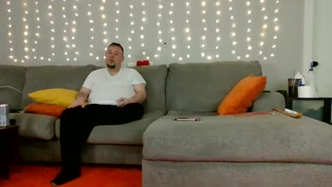 Snapshot of victoriaandjesse chatting on 31, 1, 2025 Victoria and Jesse online show from 31, 1, 2025