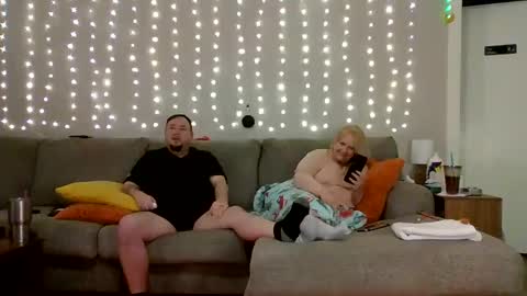 Snapshot of victoriaandjesse chatting on 23, 2, 2025 Victoria and Jesse online show from 23, 2, 2025