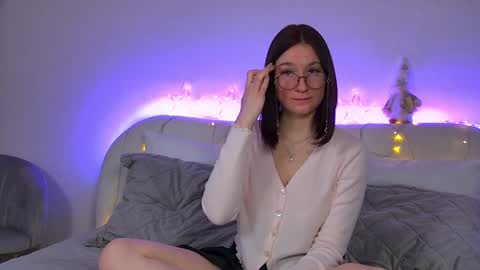 Victoria online show from 30, 12, 2024