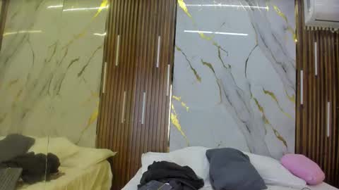 Victoria  online show from 16, 1, 2026