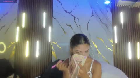 Snapshot of victoriaduarte chatting on 25, 6, 2026 Victoria online show from 25, 6, 2026