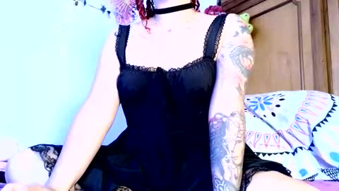Victoria online show from 30, 5, 2026