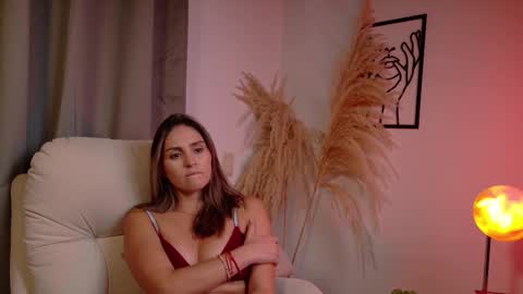 VictoriaNova online show from 23, 2, 2026