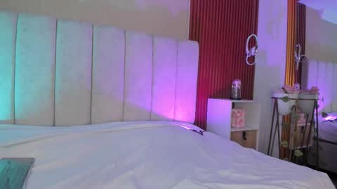 Maria Victoria online show from 9, 9, 2025