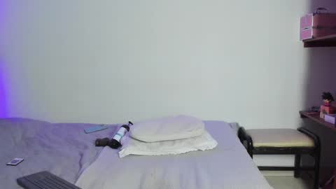 Snapshot of victoriathomponss chatting on 3, 12, 2024 Victoria online show from 3, 12, 2024