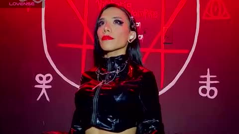 Victoria Vampire online show from 14, 9, 2025