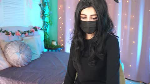 Snapshot of victoriawade chatting on 10, 9, 2025 Victoria online show from 10, 9, 2025
