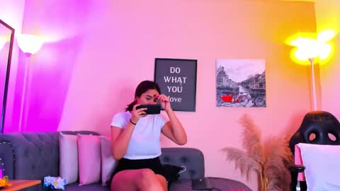 Victoriazans online show from 17, 2, 2026