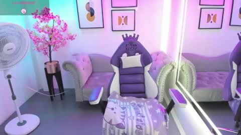 Snapshot of victoriia_doll chatting on 9, 5, 2026 Victoria. online show from 9, 5, 2026