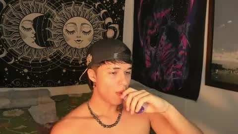 Victorino Jhonson online show from 10, 1, 2025