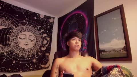 Snapshot of victorino_jhonson chatting on 8, 5, 2026 Victorino Jhonson online show from 8, 5, 2026