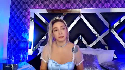 Snapshot of victtoria_lee chatting on 31, 10, 2025 victtoria lee online show from 31, 10, 2025