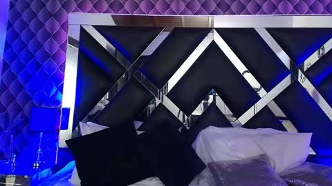 Snapshot of victtoria_lee chatting on 15, 11, 2025 victtoria lee online show from 15, 11, 2025