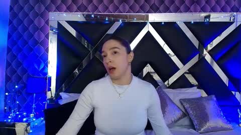 victtoria lee online show from 2, 2, 2026