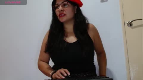 Astrid Collins online show from 19, 1, 2026