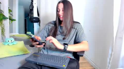 Snapshot of viictoriiasaenz chatting on 28, 4, 2026 viictoriiasaenz online show from 28, 4, 2026