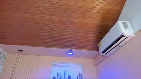 Viiolett online show from 20, 12, 2025