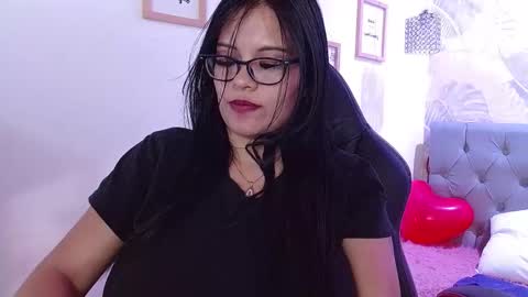 Snapshot of viiolleta chatting on 15, 2, 2025 viioleta online show from 15, 2, 2025