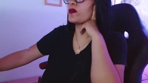 Snapshot of viiolleta chatting on 7, 3, 2025 viioleta online show from 7, 3, 2025