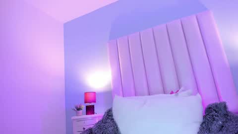 Violet online show from 13, 1, 2025