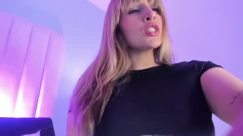 Violet online show from 2, 7, 2026