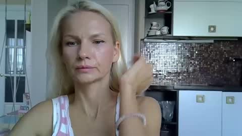 viki_loun5 online show from 7, 10, 2025