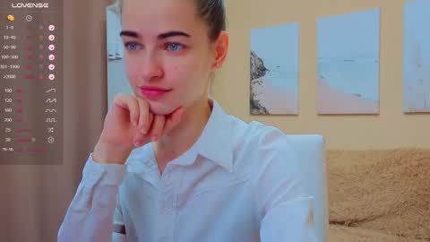 vikiberry online show from 12, 10, 2025