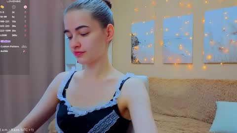 vikiberry online show from 12, 4, 2026