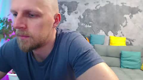 vikingchrisss online show from 15, 6, 2026