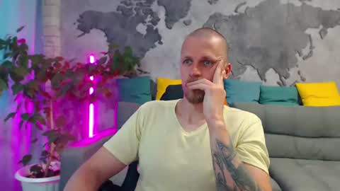 vikingchrisss online show from 18, 7, 2026