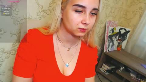 Snapshot of vikiwaitingforyou chatting on 9, 1, 2025 Vitoria online show from 9, 1, 2025