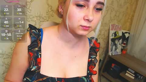 Snapshot of vikiwaitingforyou chatting on 5, 2, 2025 Vitoria online show from 5, 2, 2025