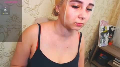 Snapshot of vikiwaitingforyou chatting on 9, 2, 2025 Vitoria online show from 9, 2, 2025