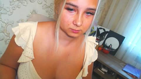 Snapshot of vikiwaitingforyou chatting on 15, 10, 2025 Vitoria online show from 15, 10, 2025