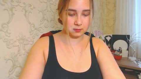 Snapshot of vikiwaitingforyou chatting on 15, 5, 2026 Vitoria online show from 15, 5, 2026