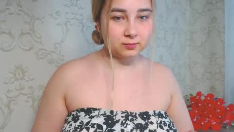 Snapshot of vikiwaitingforyou chatting on 5, 6, 2026 Vitoria online show from 5, 6, 2026