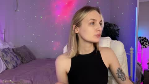 Vikky online show from 1, 6, 2026