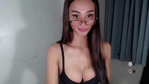 Snapshot of vikkylustfull chatting on 19, 12, 2024 vikkylustfull online show from 19, 12, 2024