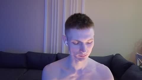 Snapshot of viksons chatting on 24, 4, 2026 Max online show from 24, 4, 2026