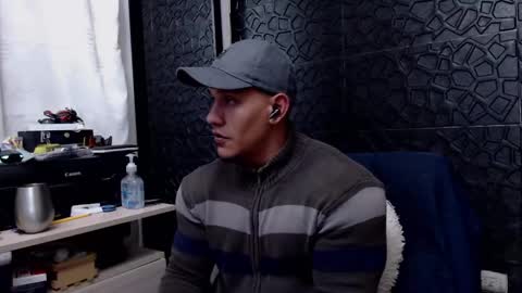 Viktor Herrera online show from 7, 2, 2025