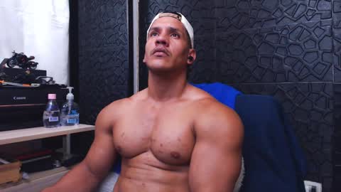 Viktor Herrera online show from 9, 9, 2025