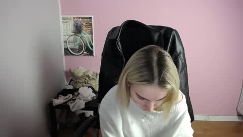 viktoria_lovely online show from 22, 4, 2026