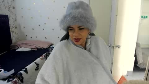 Snapshot of vikyadams chatting on 6, 6, 2026 VIKY ADAMS online show from 6, 6, 2026