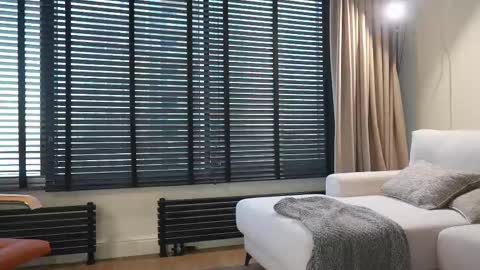 Lana online show from 18, 2, 2025