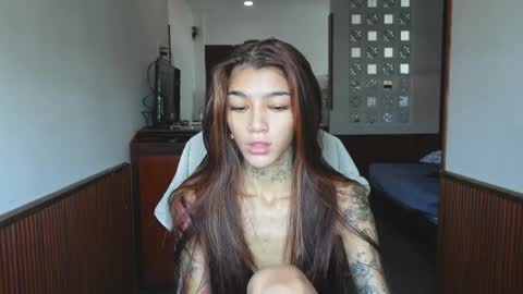 vinkitinkii online show from 2, 4, 2026