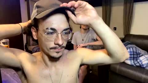 Snapshot of vinsmoke_sanji2020 chatting on 17, 12, 2024 Sanji online show from 17, 12, 2024