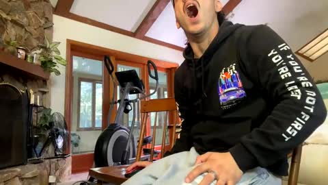 Snapshot of vinsmoke_sanji2020 chatting on 12, 1, 2025 Sanji online show from 12, 1, 2025