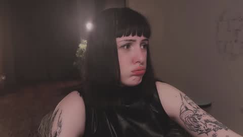 Diva Silvia online show from 7, 12, 2024