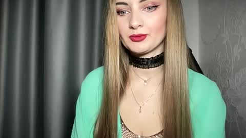 Snapshot of viola_1 chatting on 15, 12, 2024 Funny girl online show from 15, 12, 2024