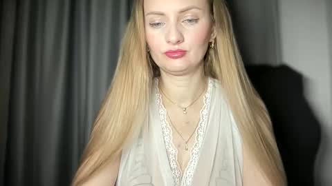 Snapshot of viola_1 chatting on 31, 1, 2025 Funny girl online show from 31, 1, 2025